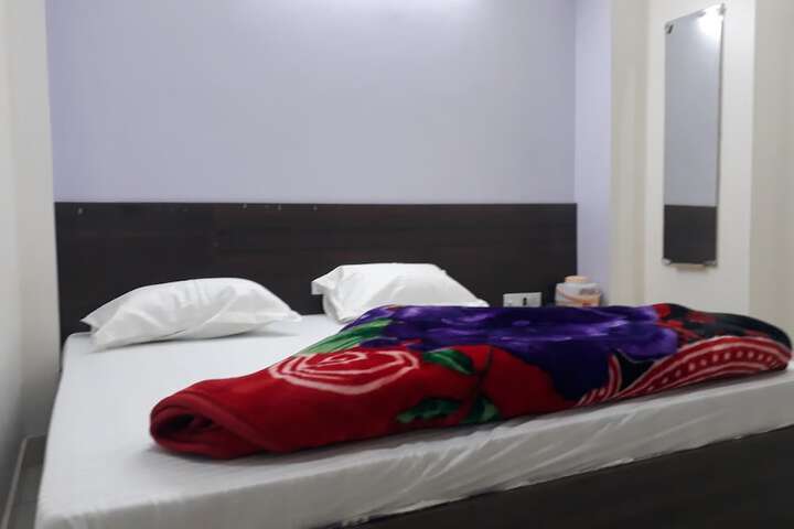 Room 16 of 23