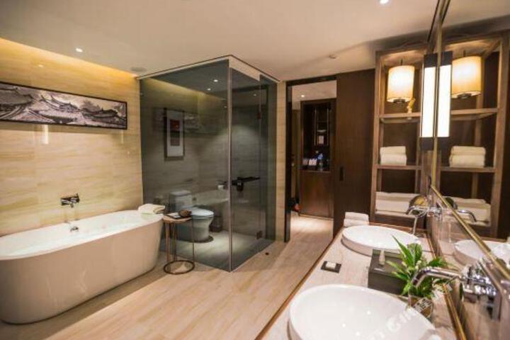 Kaiyu Hotel