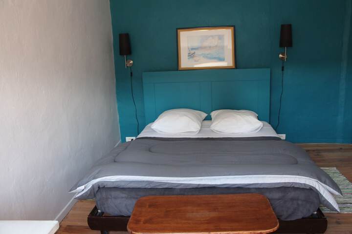 Room 10 of 36