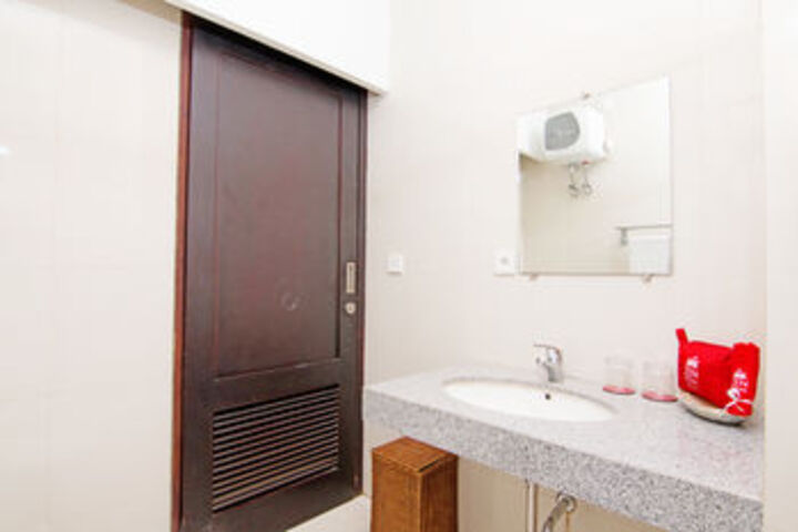 Room 5 of 23