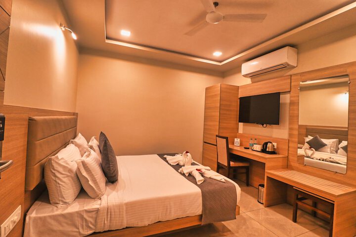 Room 10 of 39
