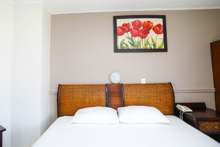 Room 49 of 95