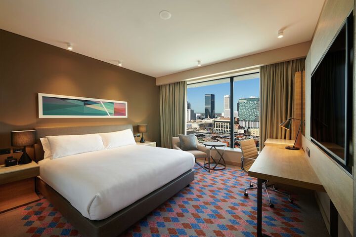 Room 17 of 53