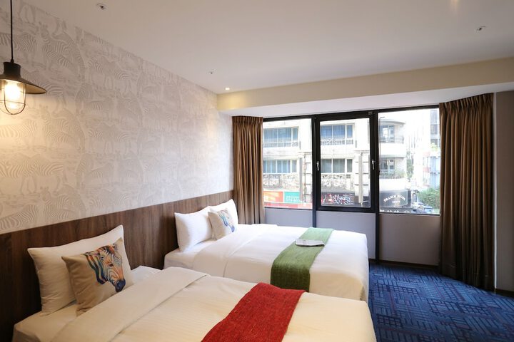 Room 34 of 57