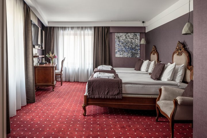 Room 29 of 93