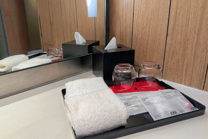 Room amenity