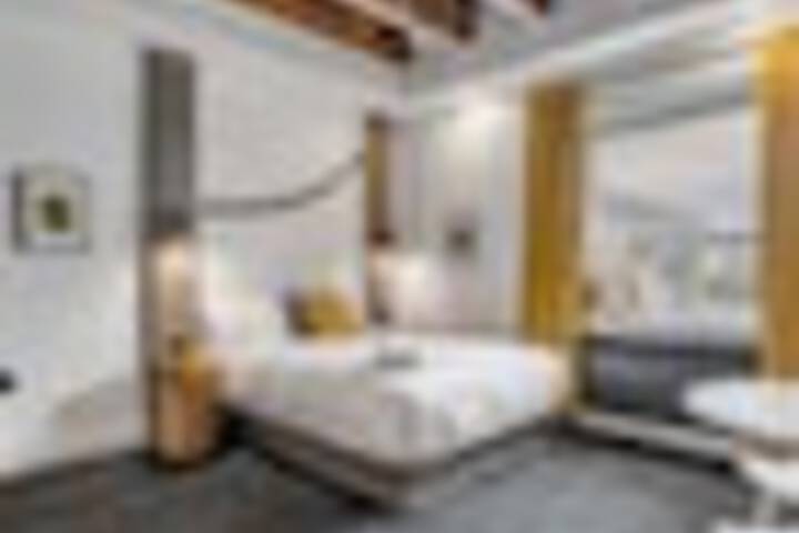 Room 38 of 147