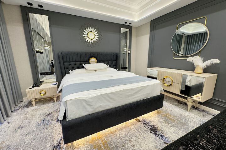 Room 9 of 57