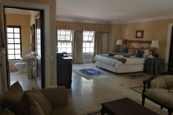 Room 19 of 133