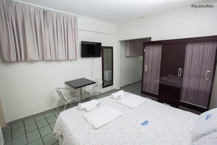Room 11 of 22