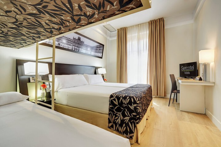 Room 15 of 31