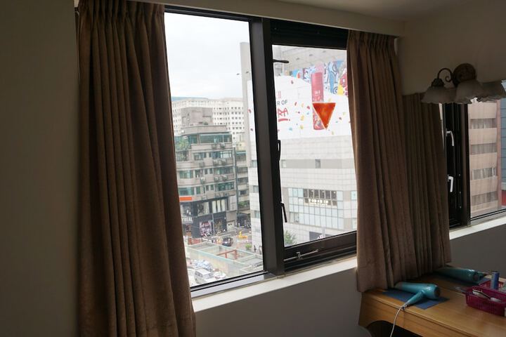 Room 20 of 96
