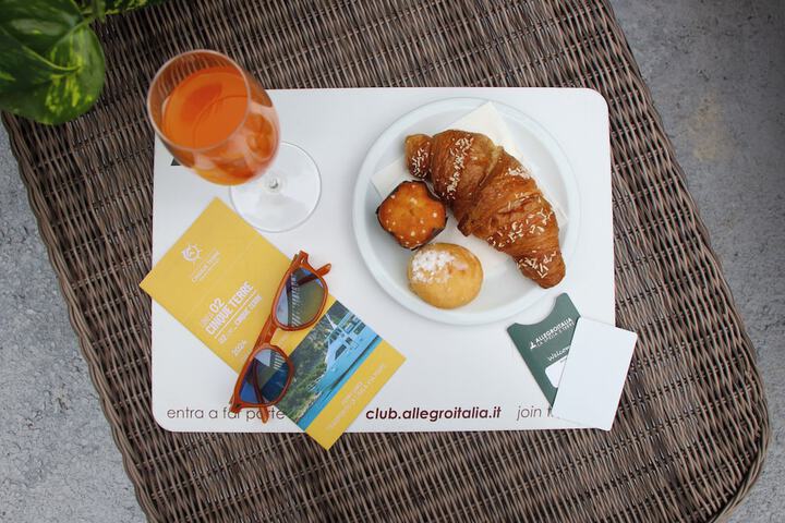 Breakfast/Coffee Service 50 of 57