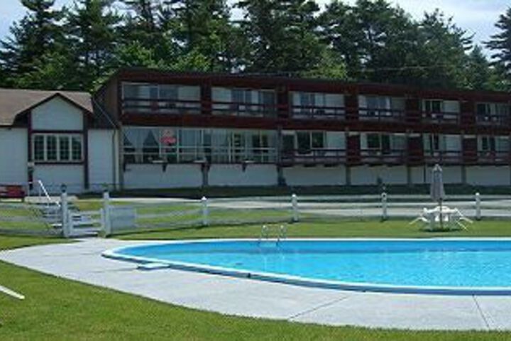 Pool 11 of 11