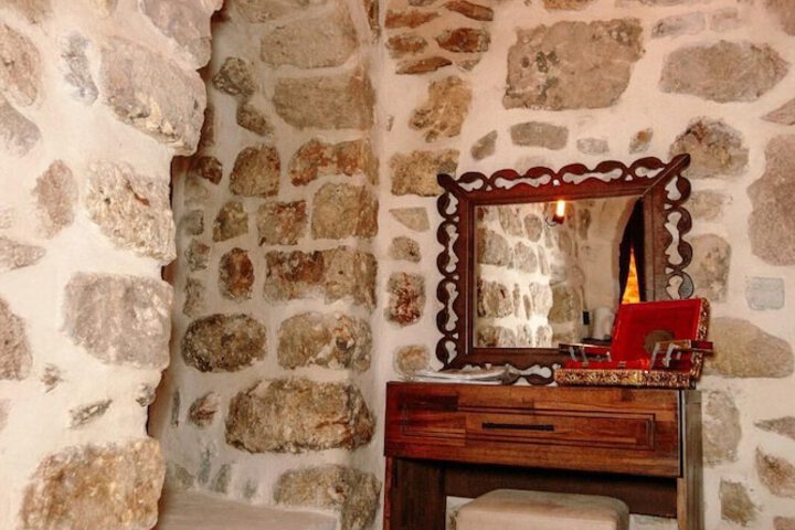 Room 12 of 54