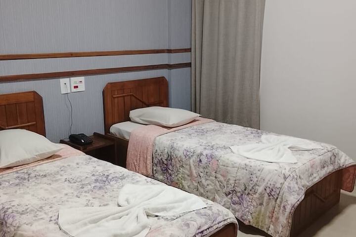 Room 36 of 154