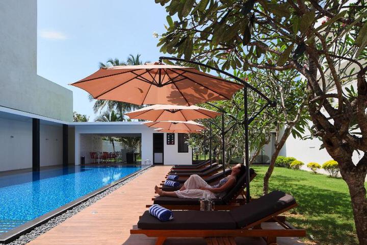 Serendiva Beach Hotel