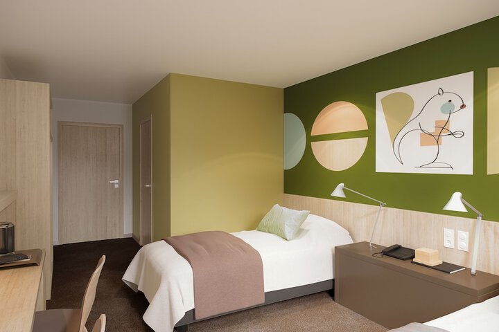 Room 4 of 51