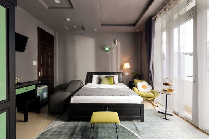 Room 2 of 41
