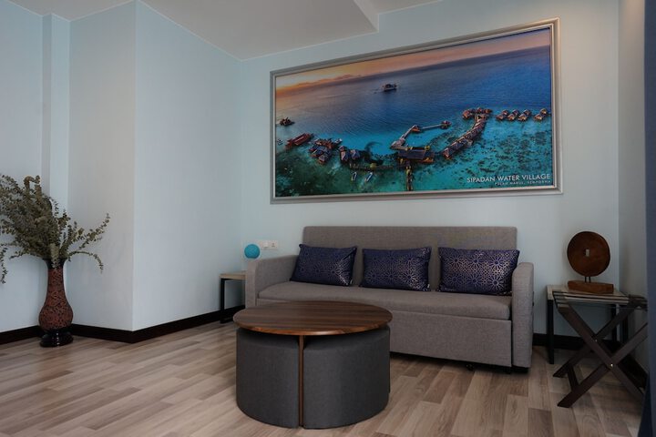 Room 34 of 60