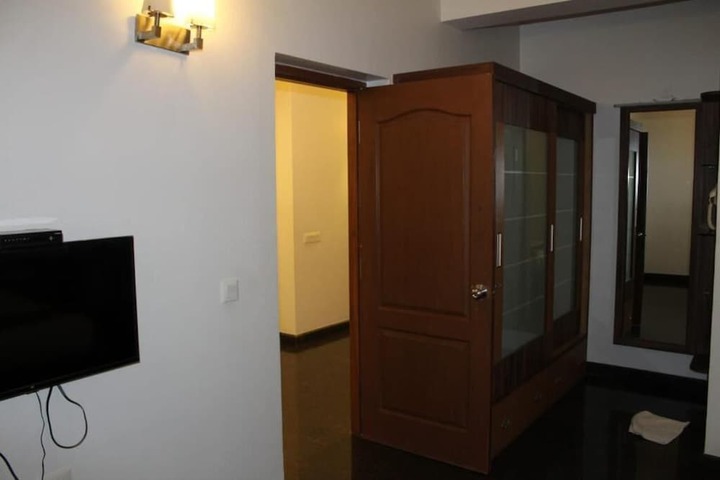 Hotel Interior 15 of 33