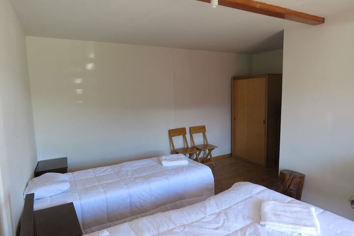 Room 14 of 65