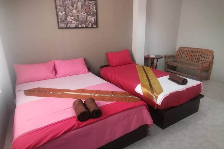 Room 5 of 37
