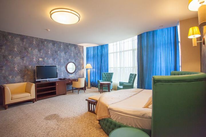 Room 17 of 75