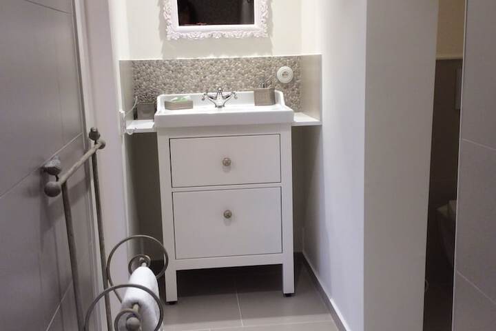 Clean Restrooms