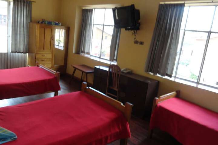 Room 4 of 41