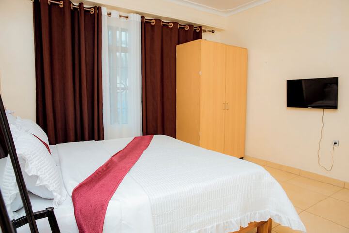 Room 34 of 92