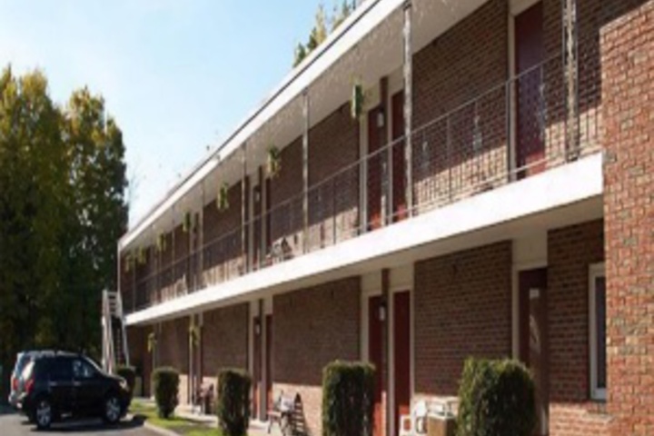 Hotel 9 of 228