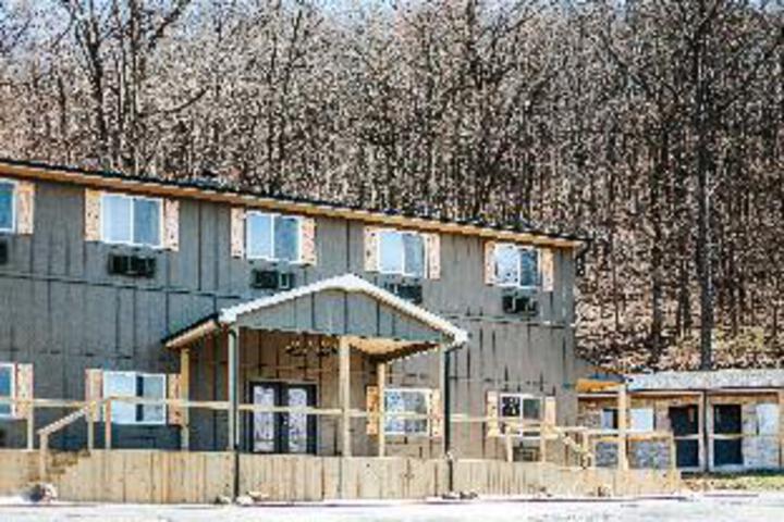 Exterior of Grey Pine Lodge