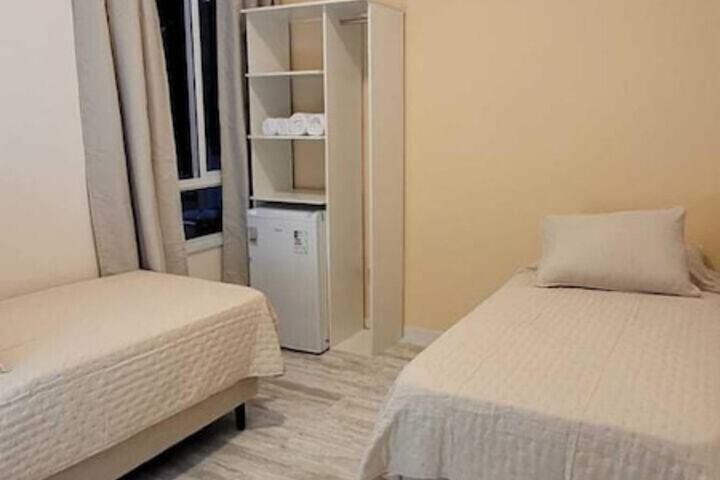 Room 9 of 17