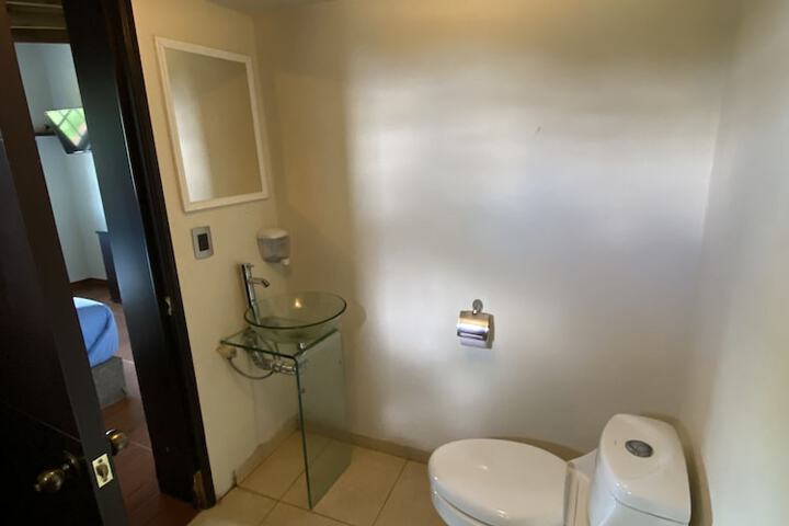 Room 19 of 31