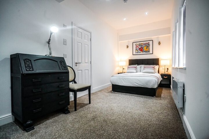 Room 12 of 26