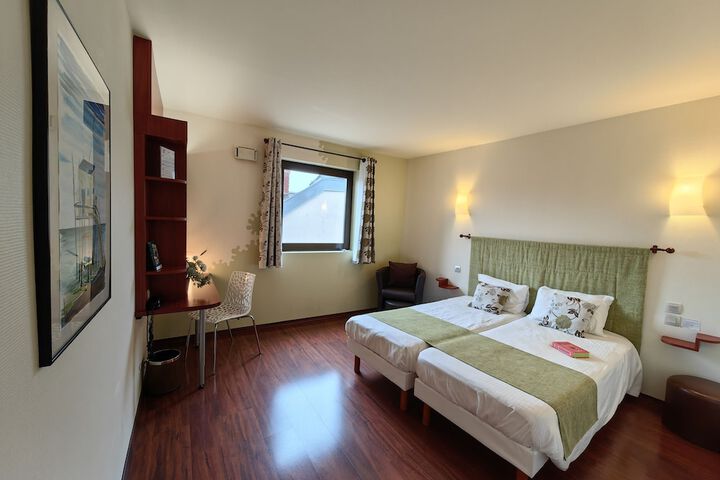 Room 47 of 84