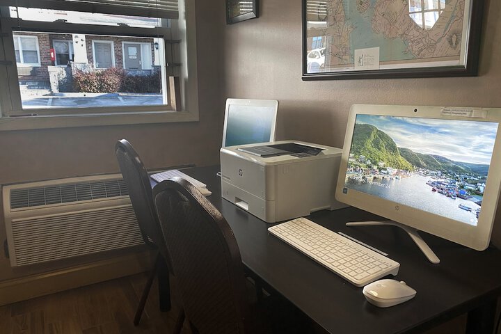 Business Center 102 of 168