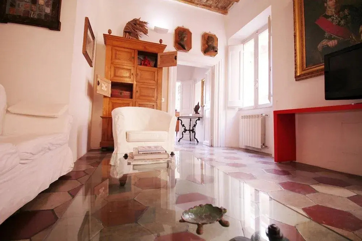 Room 3 of 15