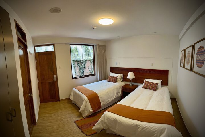 Room 5 of 51