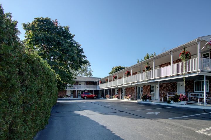 Hotel 95 of 101