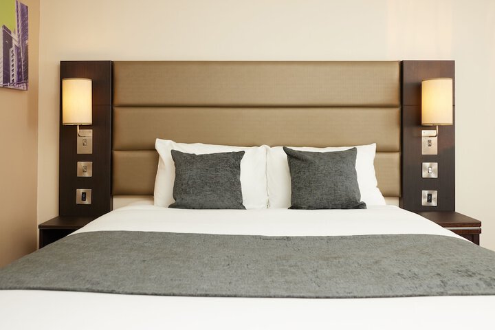Room 10 of 63