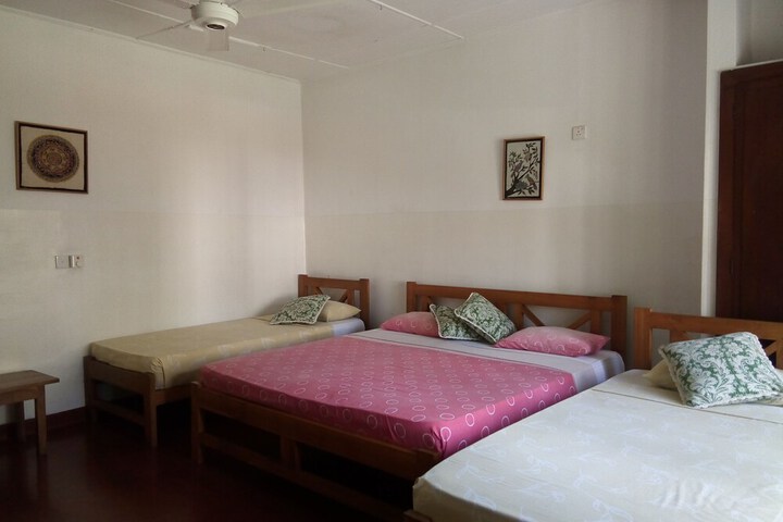Room 13 of 51