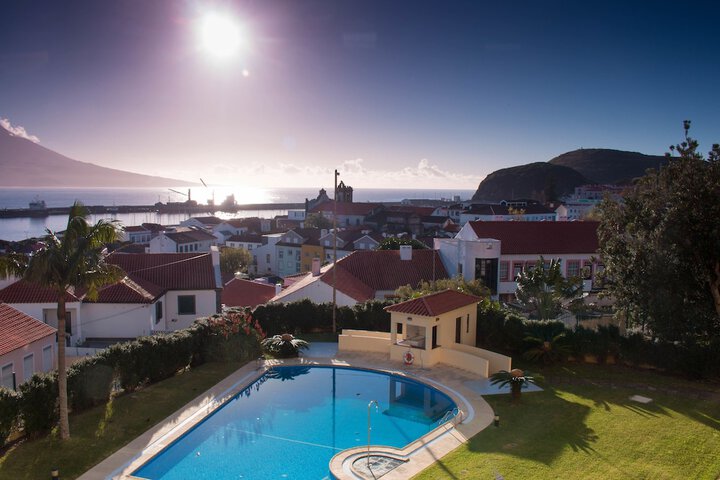 Pool Hotel