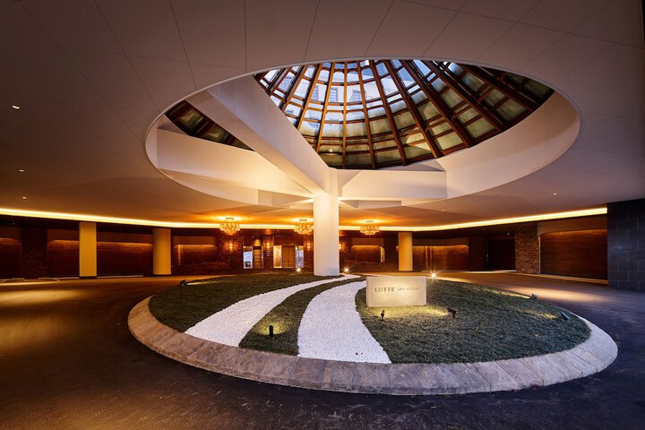 Hotel Interior 3 of 223