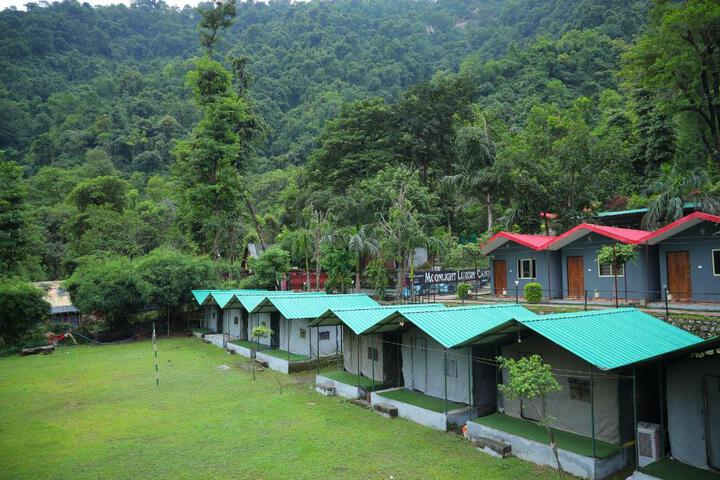 Moonlight Luxury Camps