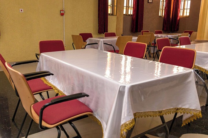 Dining 110 of 119