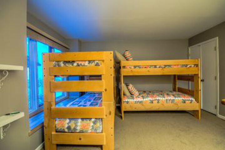 Room 27 of 155