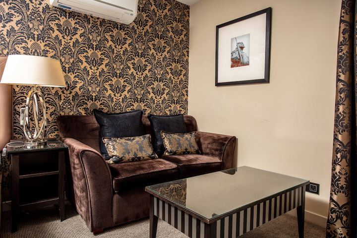 Room 26 of 54