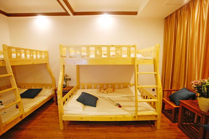Room 9 of 69